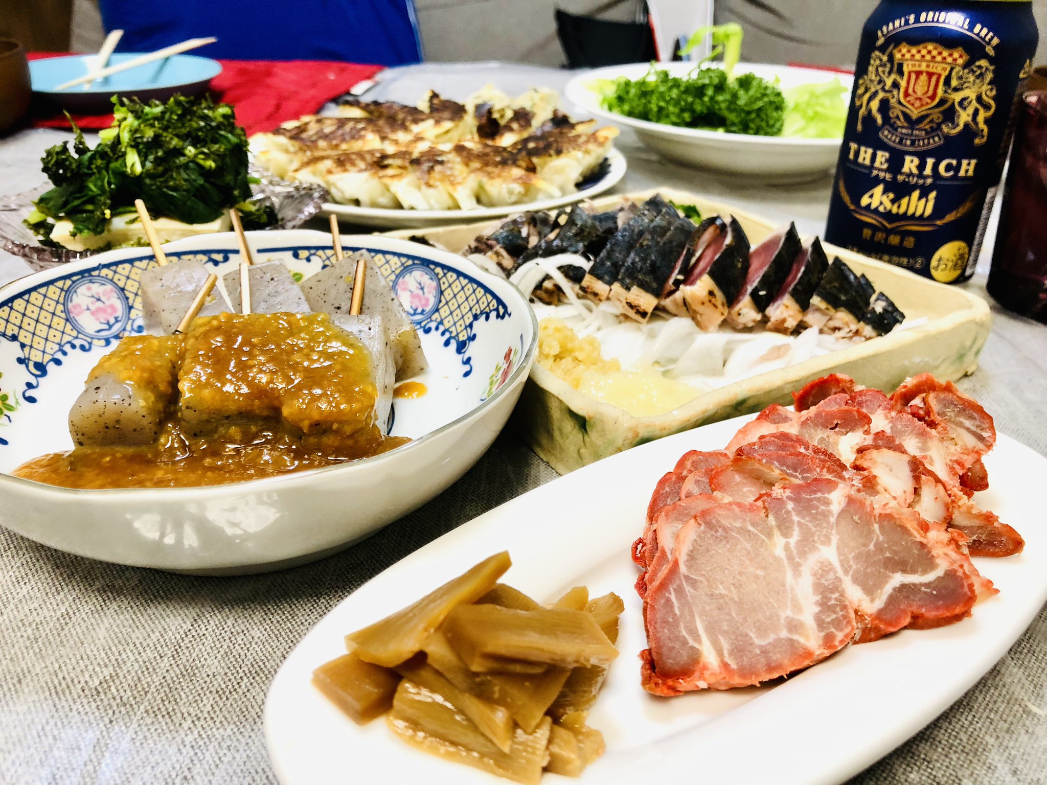 今日の晩酌：いづうの鯖寿司、お稲荷さん、鶏たたき、西京漬、サーモン刺し、鮪剥し、焼き鯖：2023年3月19日～3月29日